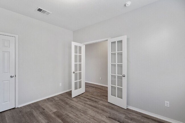 Building Photo - 301 Stella Gold St, Buda, Texas 78610