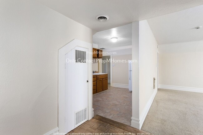 Foto del edificio - 6315 E Burnside St