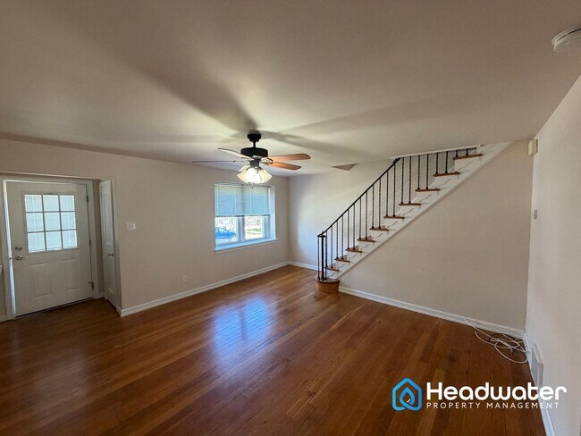 Foto del edificio - 261 S Bayberry Ln