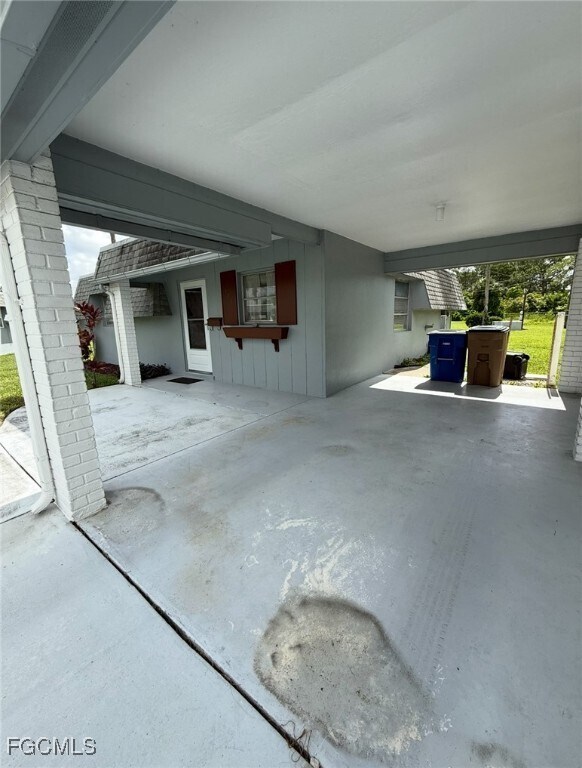 Building Photo - 374 Garland Ct