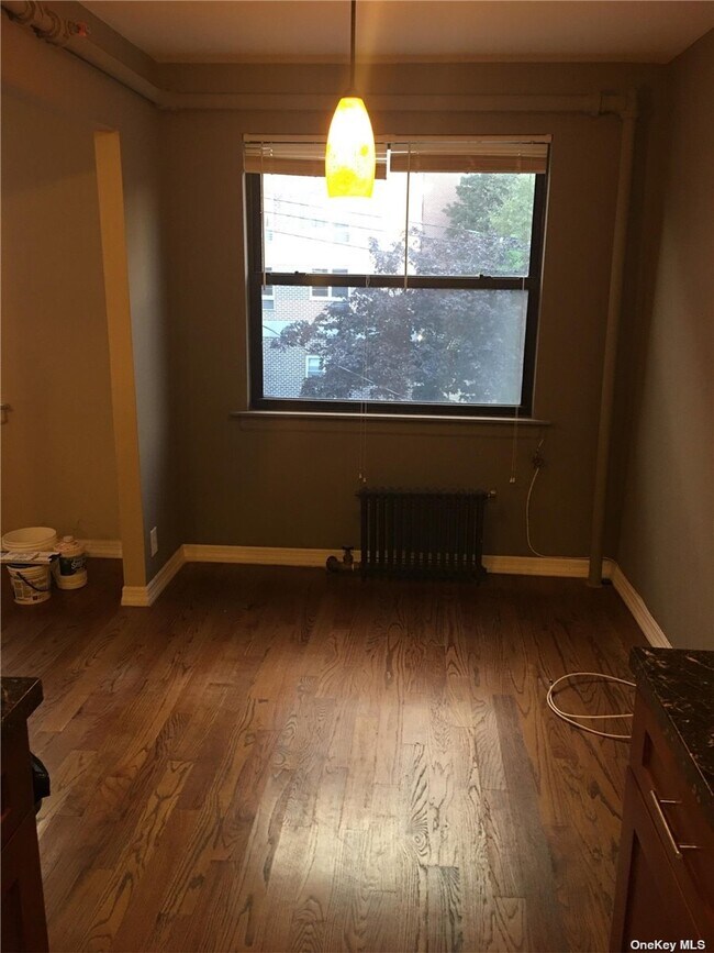 Building Photo - 47-39 59th St