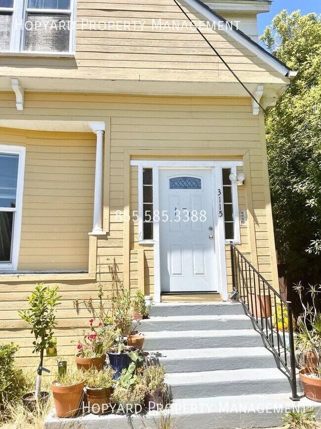 Building Photo - 3115 Stuart St