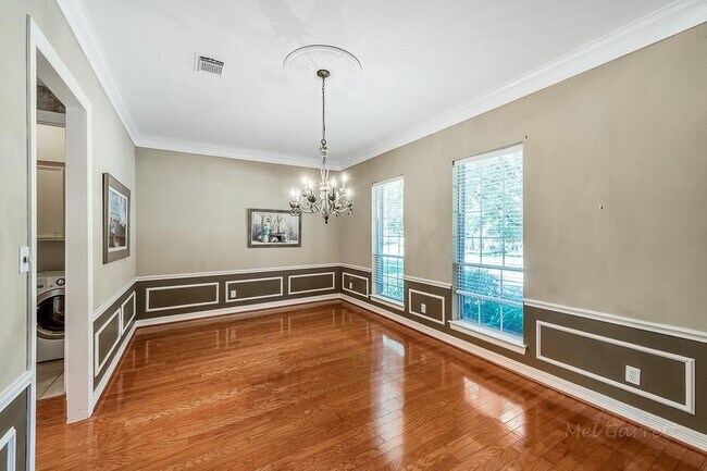 Building Photo - 2915 Drews Manor Ct