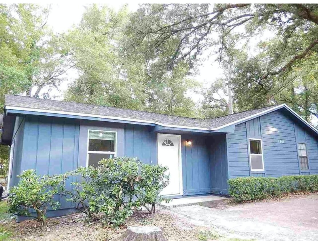 Photo - 1901 Crosby Court, Unit B