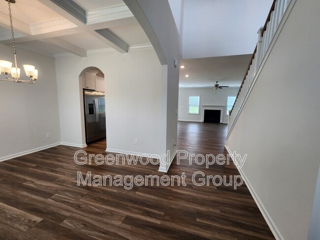 Building Photo - 6217 Cadence Dr