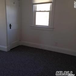 Building Photo - 8 Bay St