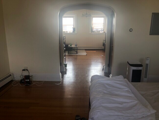 Building Photo - 203 Palisade Ave