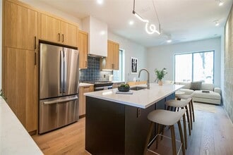 Building Photo - 700 Denson Dr