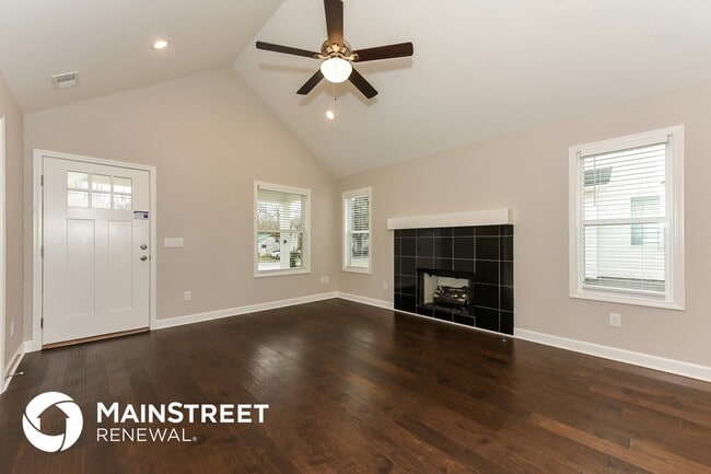 Foto del edificio - 122 W Hite St