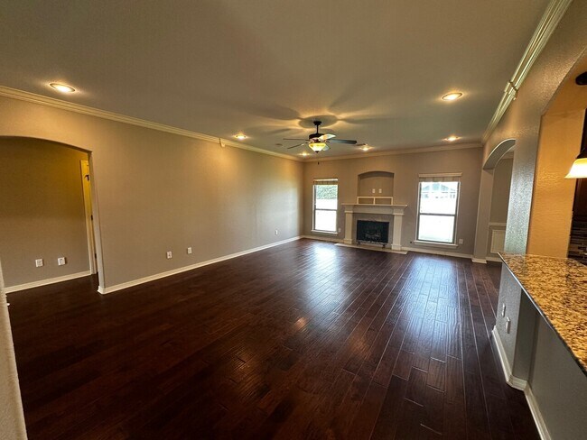 Building Photo - 2903 N Raven