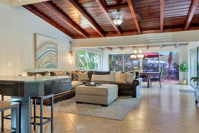 Foto del edificio - 2642 Flamingo Ln