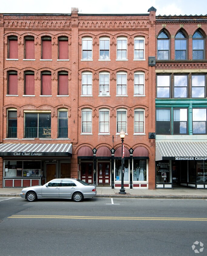 Primary Photo - 97-99 Washington St