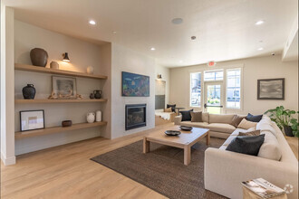 Building Photo - Cascade Place Apartment Homes