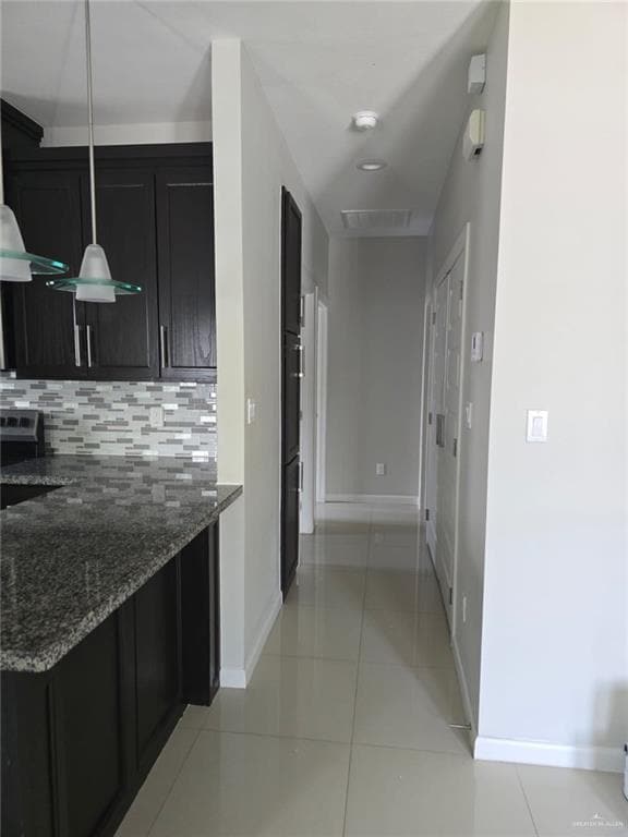 Building Photo - 19 E la Cantera Ave