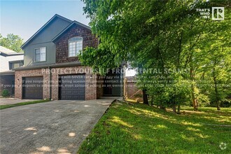 Building Photo - 758 W Breeze Cove