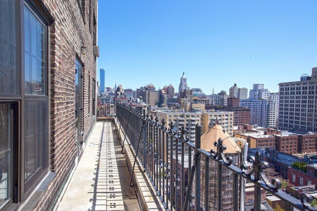 Foto del edificio - 1 University Pl
