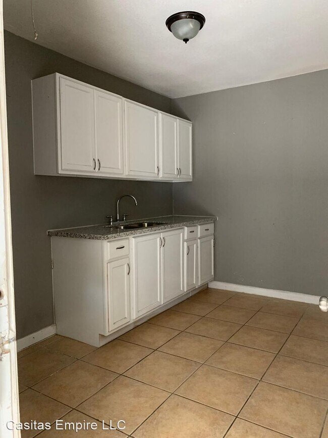 Building Photo - 1 br, 1 bath House - 7016 Narcissus St. Un...