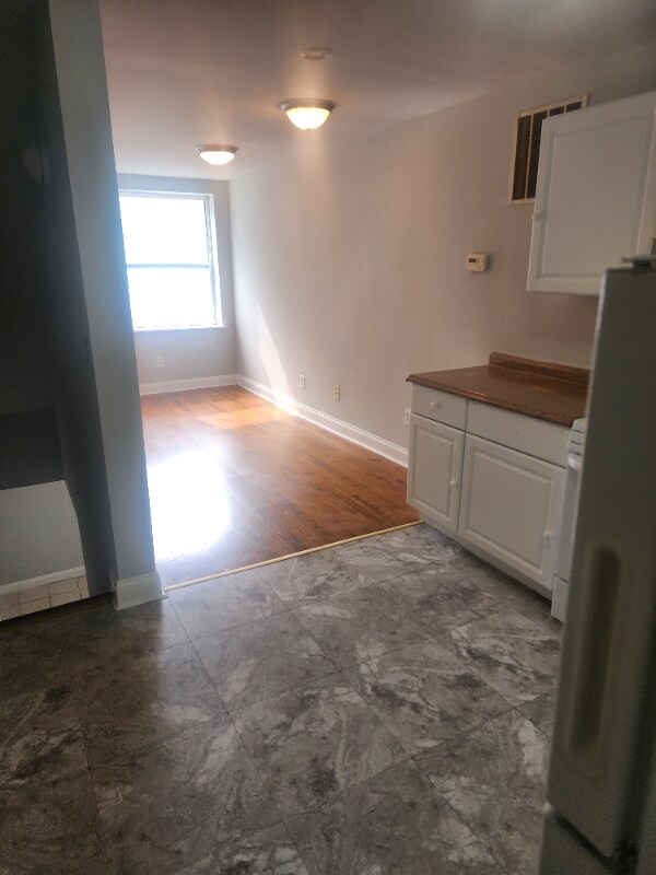 Foto del edificio - 245 N Bruce St