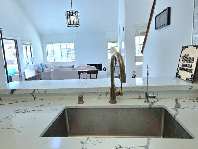 Foto del edificio - 701 Kettner Blvd