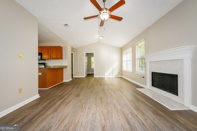 Foto del edificio - 202 Adam Cir