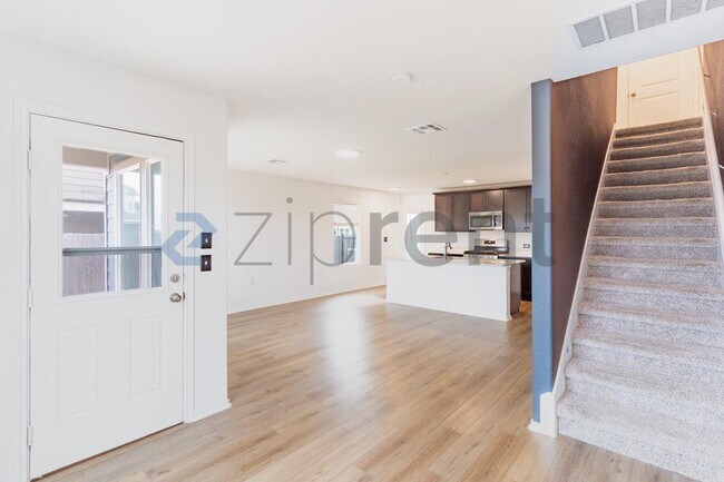 Building Photo - 12104 Scarlet Sleeve Wy