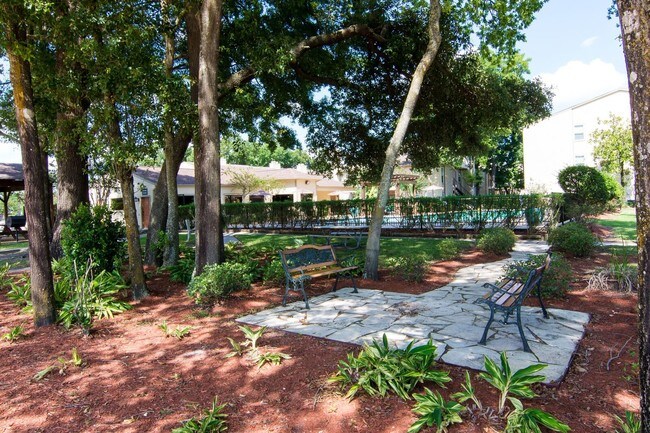 Parque Zen - Deerbrook Forest