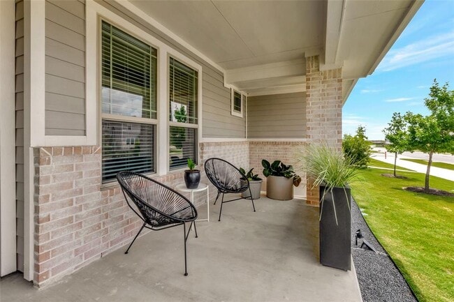 Building Photo - 8415 Laughlin Ln