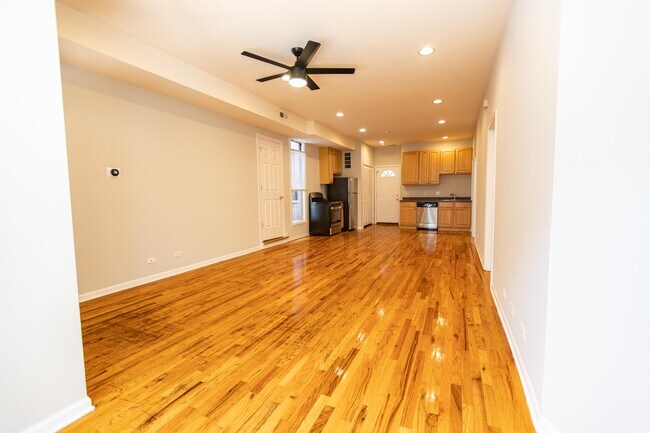 Foto del edificio - 3236 N Clifton Ave