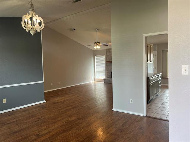 Foto del edificio - 4605 Freeman Dr