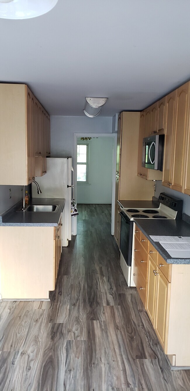 Building Photo - 4572 Airlie Way