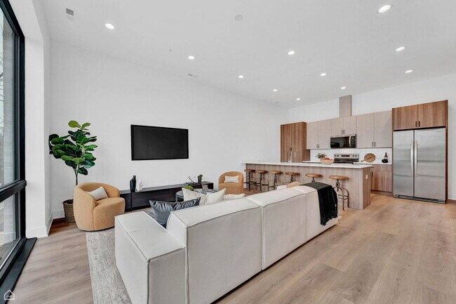 Foto del edificio - 1304 S Ashland Ave