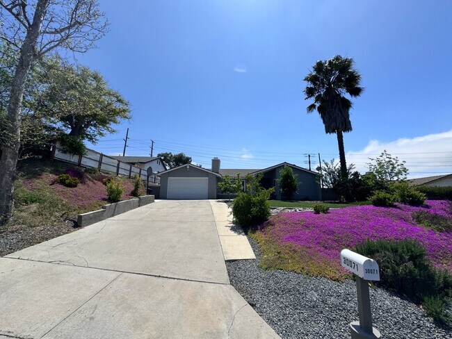 Foto del edificio - Single Story 3 bedroom house in Temecula