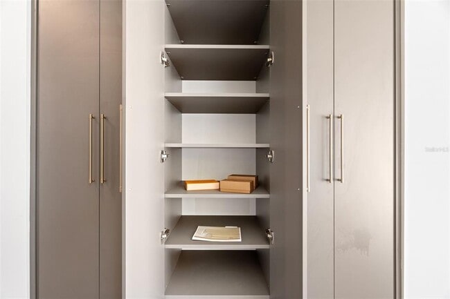 Foto del edificio - 422 24th St N