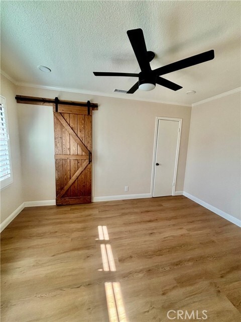 Foto del edificio - 5709 Carfax Ave