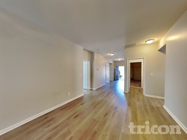 Building Photo - 23 Ponders Rd