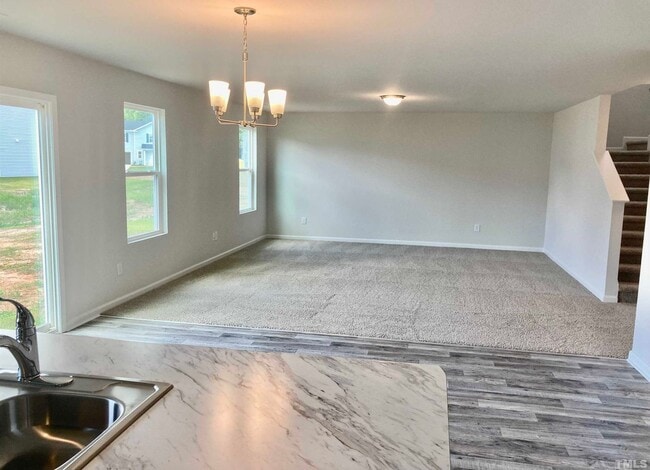 Building Photo - 168 Maple Tree Ln