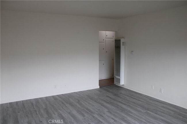Foto del edificio - 1810 W Houston Ave