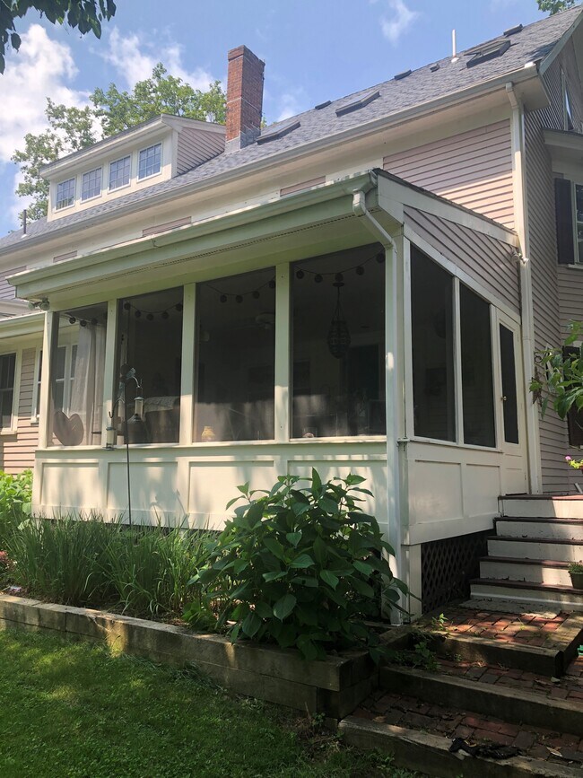 Photo - 55 Everett St House