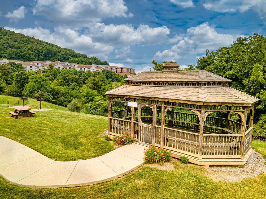 Primary Photo - Valley View Senior Apartments