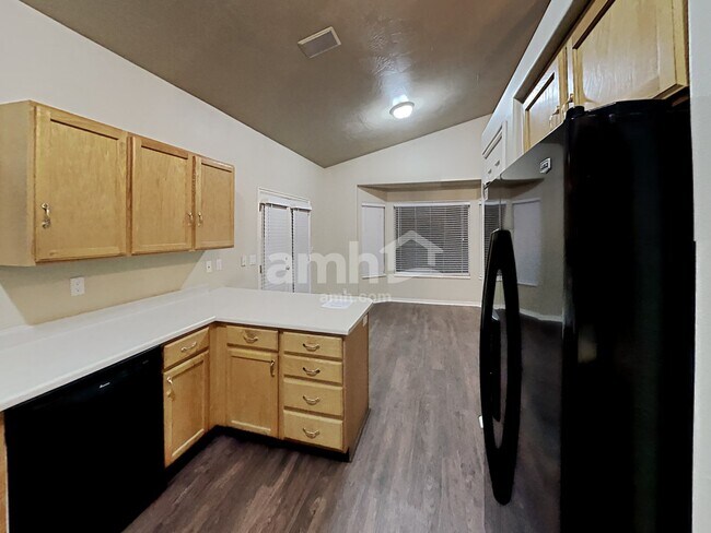 Foto del edificio - 6398 S Clover Creek Ln