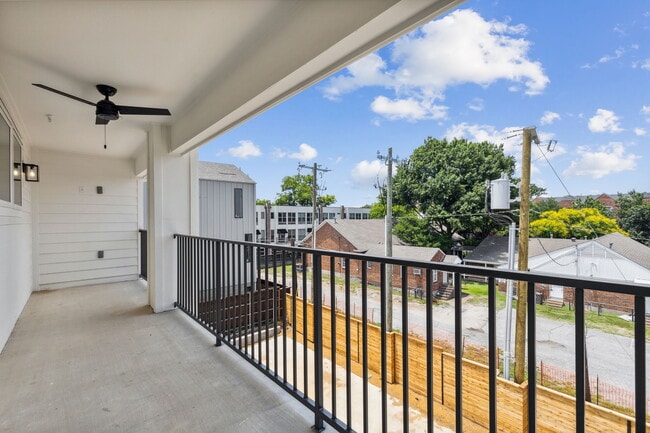 31-6283La_031 - 6283 La Vista