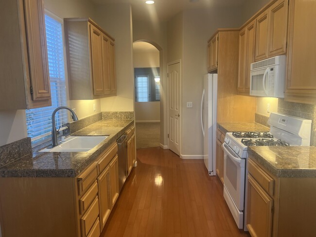 Foto del edificio - 2133 Watercress Pl