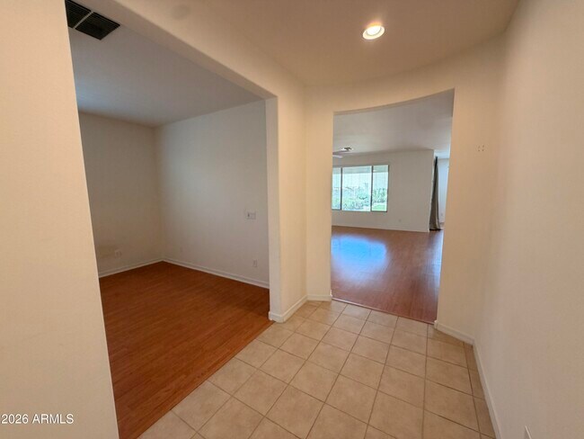 Building Photo - 25549 N 104th Dr