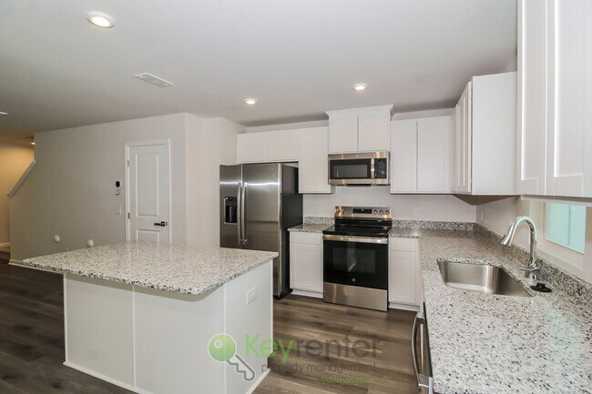 Foto del edificio - $500 Off 1st Month's Rent! Charming Home - 3 Br/2.5 Bath, Pet-Friendly in Calabash. Easy access t...