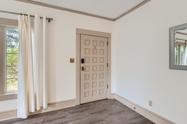 Foto del edificio - 5417 SW Garden Home Rd