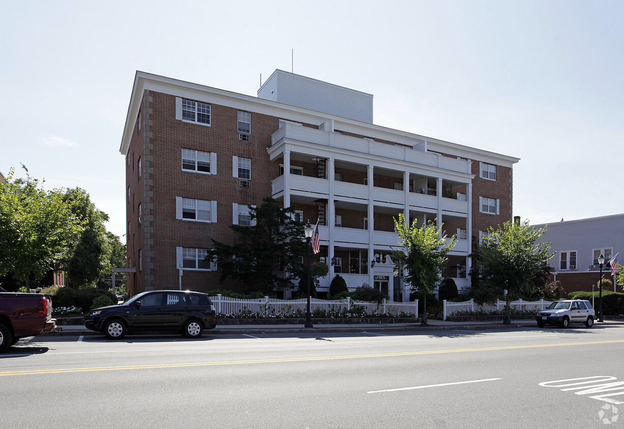 Building Photo - General Washington