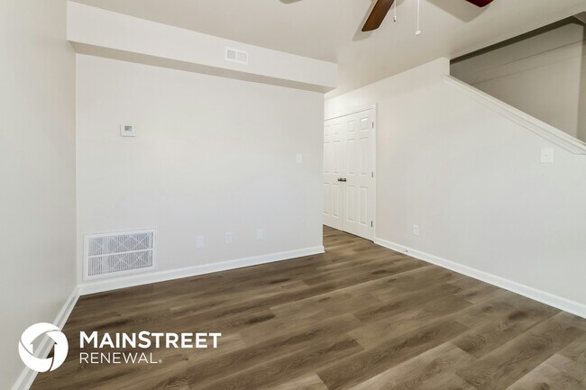 Foto del edificio - 2906 Montgomery St