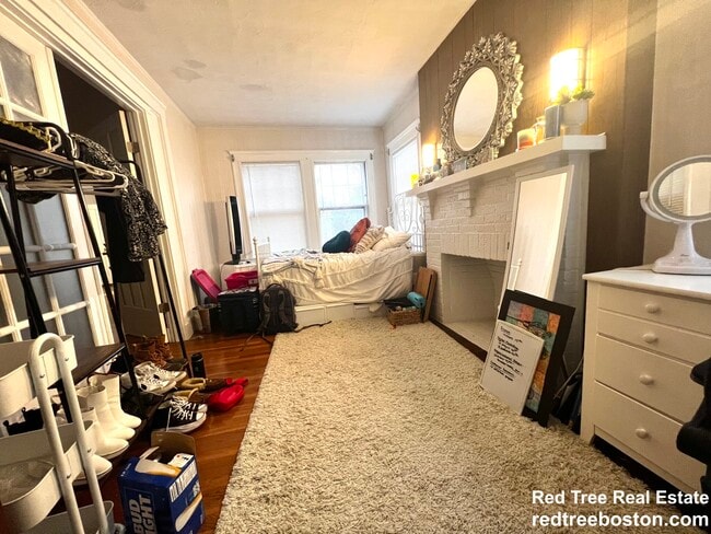 Foto del edificio - 200 Commonwealth Ave