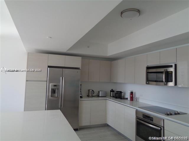 Building Photo - 2600 E Hallandale Beach Blvd