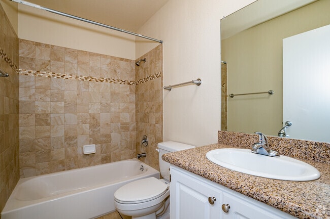2BR, 1BA - 760SF - Pinewood Apartments